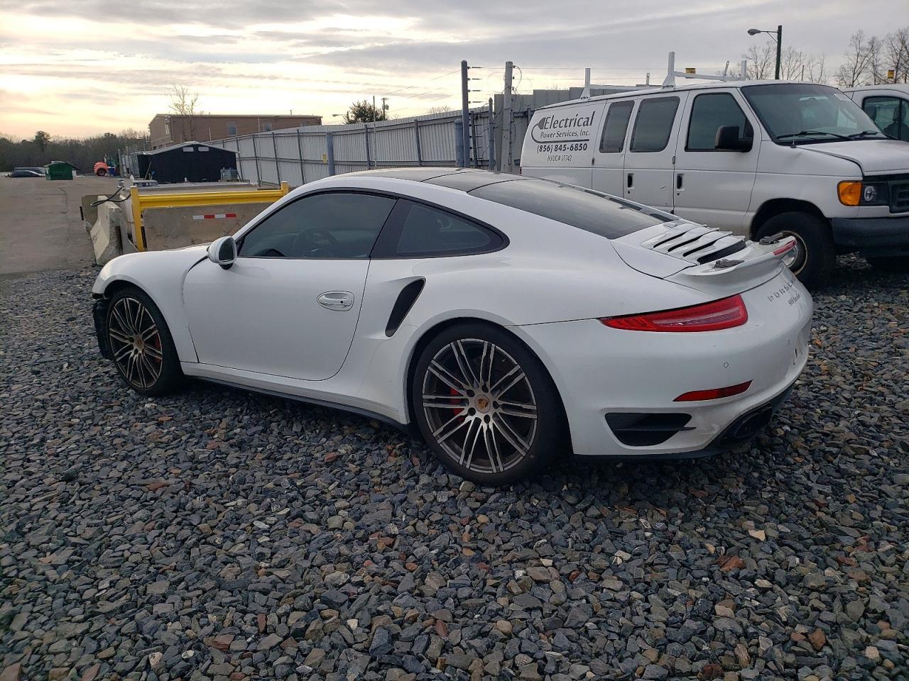 2015 Porsche 911 Turbo - zdjęcie 2