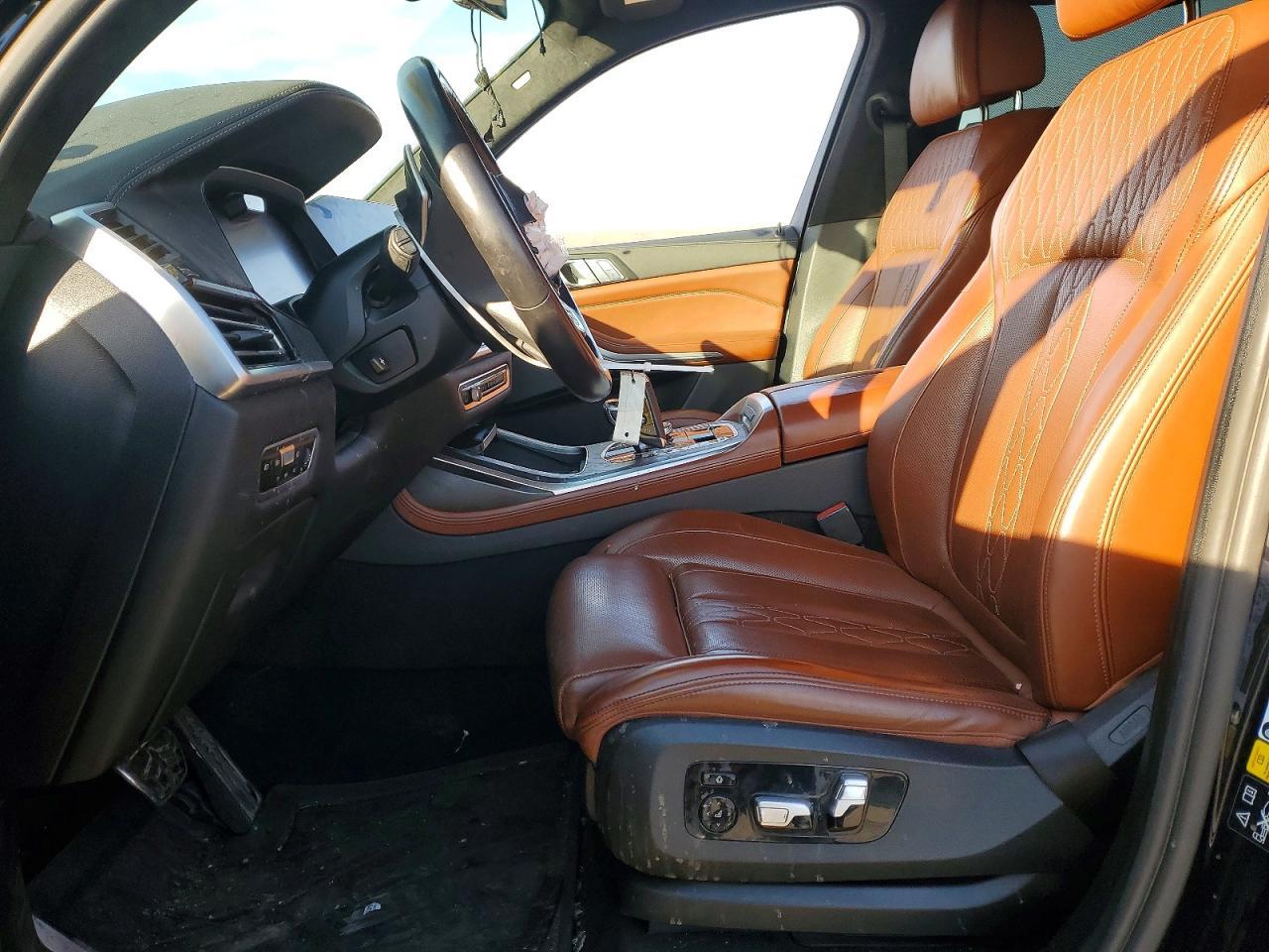 2021 BMW X7 xDrive40I - zdjęcie 7