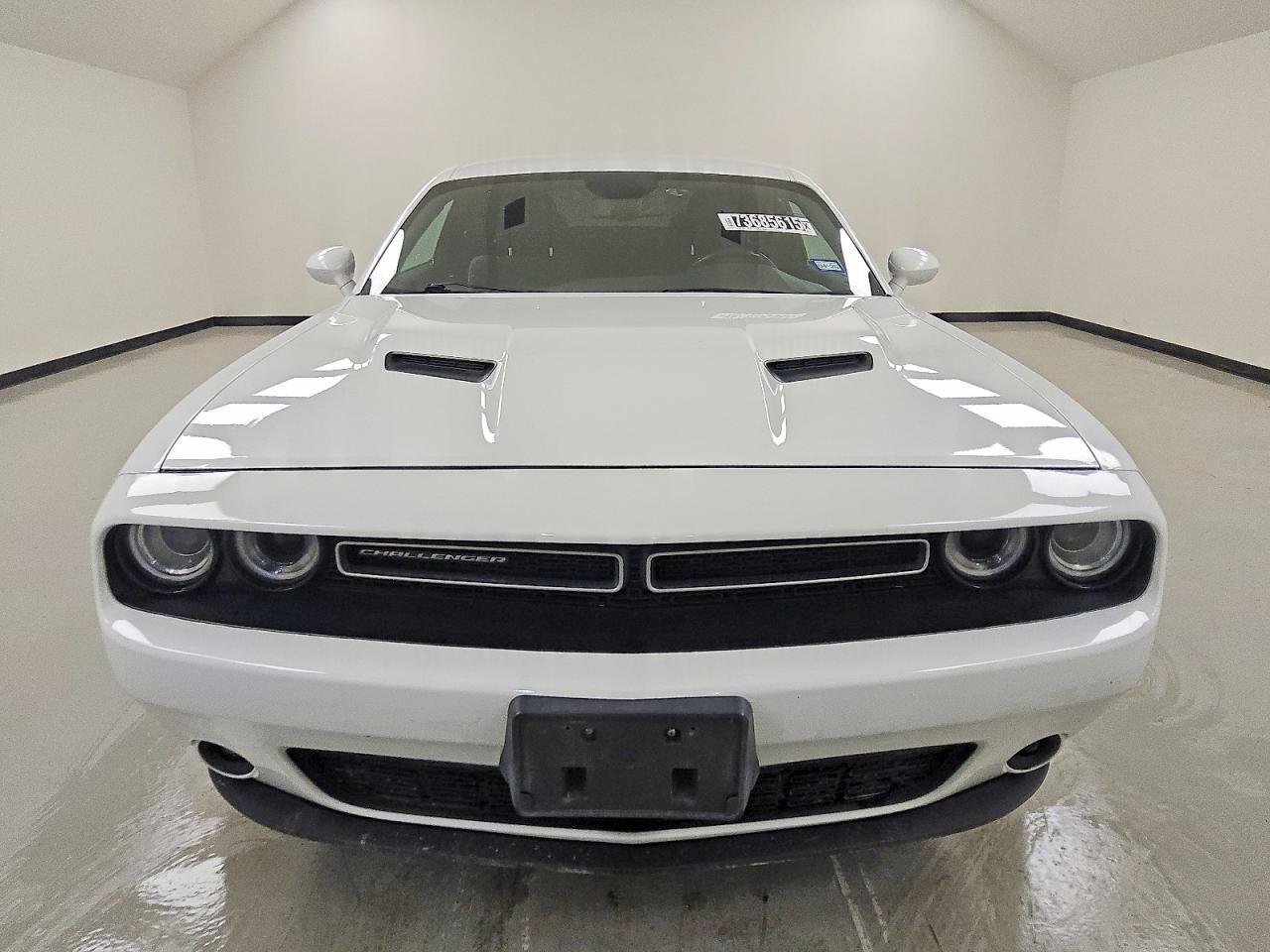 2019 Dodge Challenger Sxt - zdjęcie 5