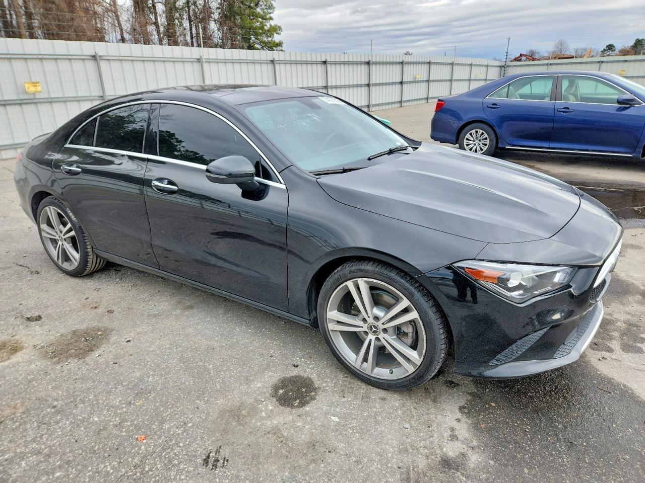 2021 Mercedes-Benz Cla 250 - zdjęcie 4