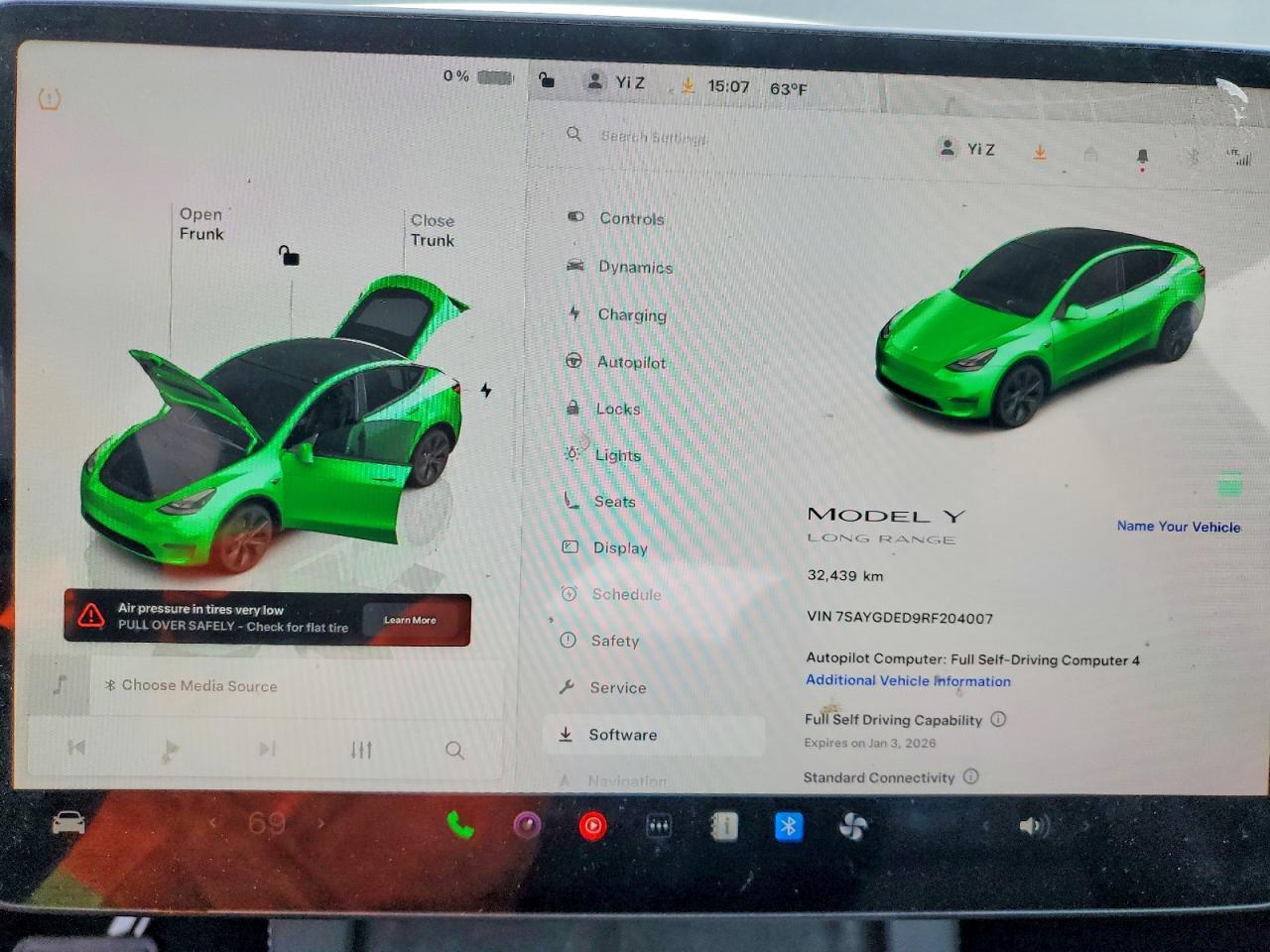 2024 Tesla Model Y - zdjęcie 9