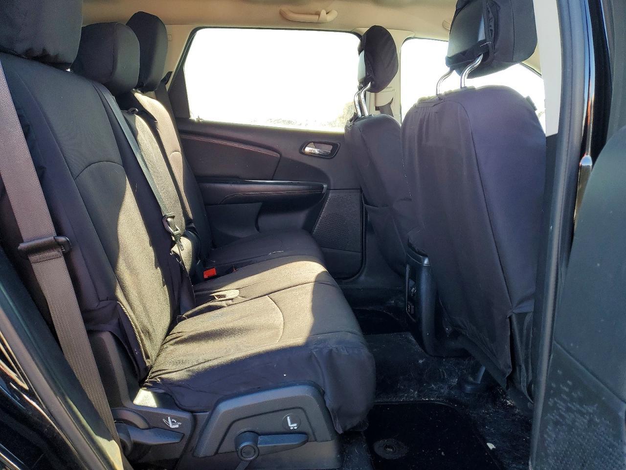 2016 Dodge Journey R/T - zdjęcie 11