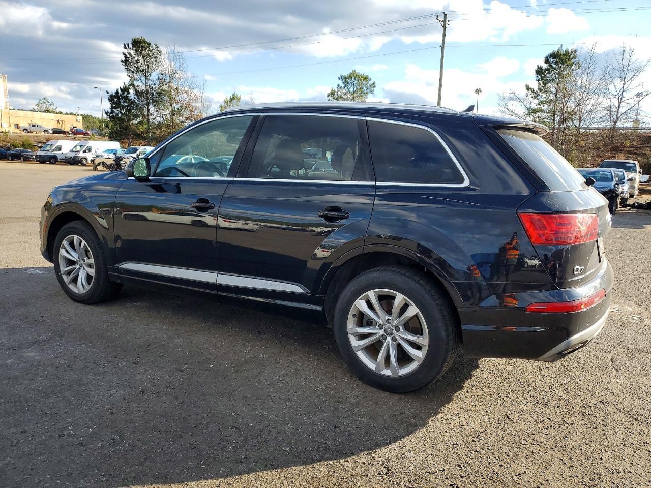2017 Audi Q7 Premium Plus - zdjęcie 2