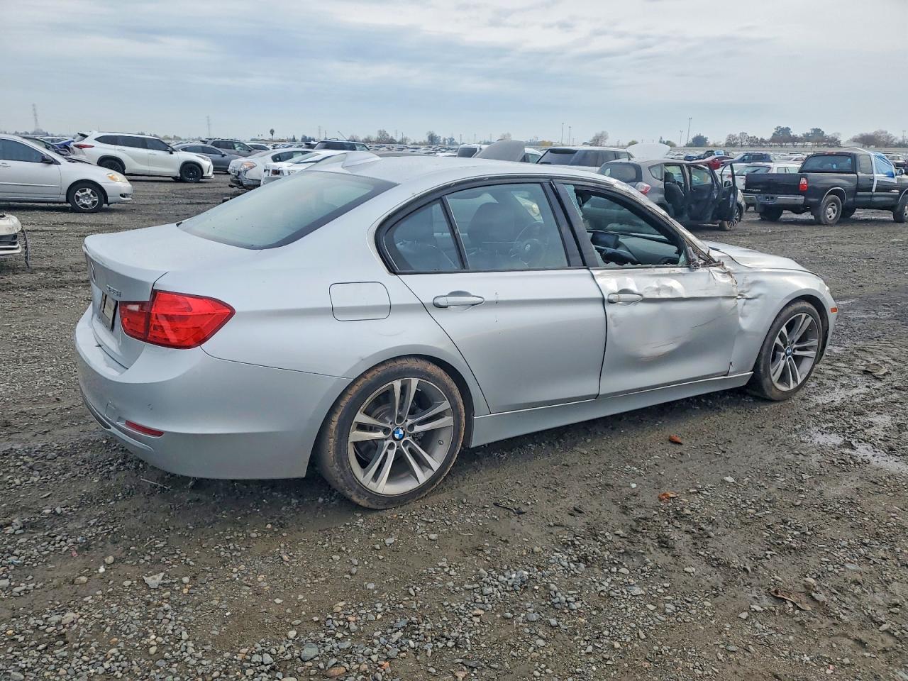 BMW Seria 3 - zdjęcie 3