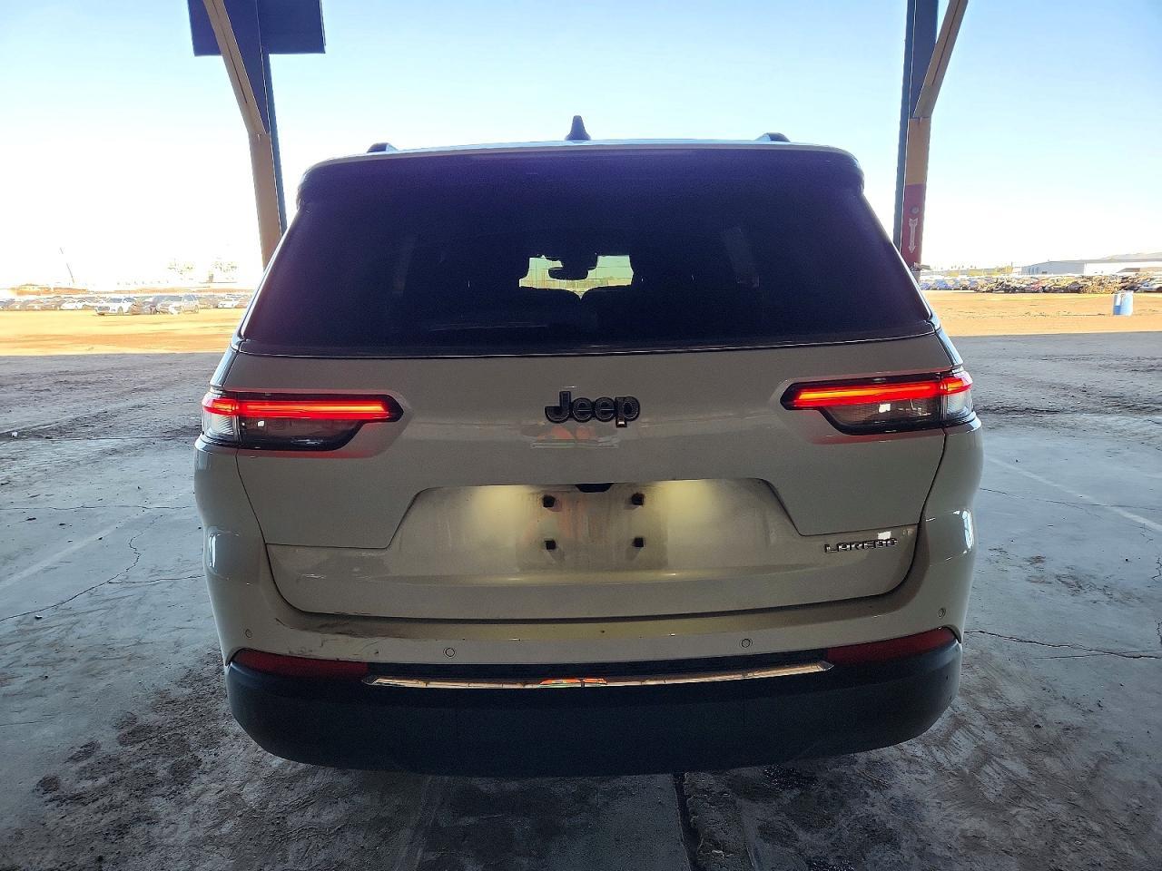 2023 Jeep Grand Cherokee L Laredo - zdjęcie 6