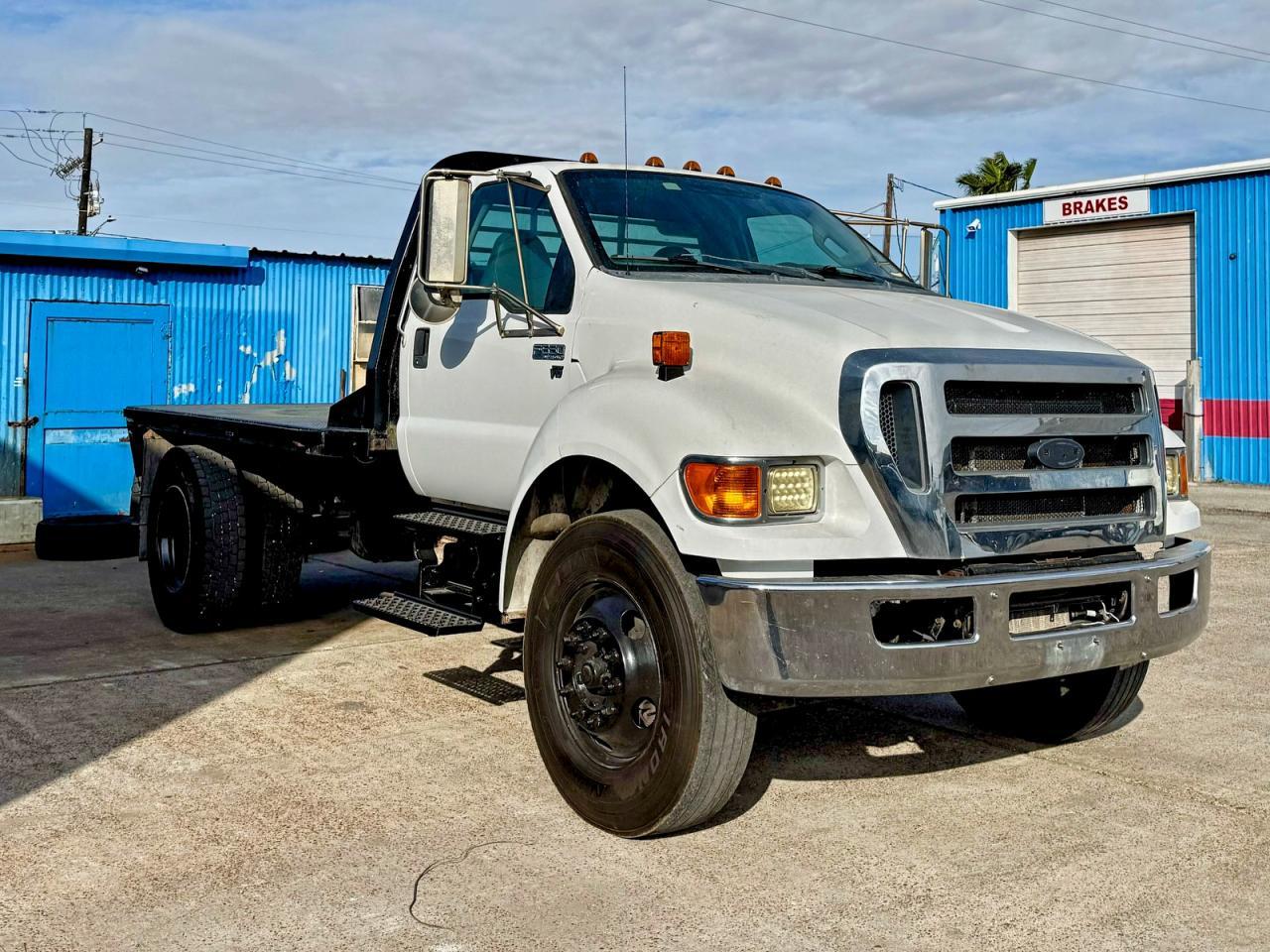 2013 Ford F650 Super Duty - zdjęcie główne
