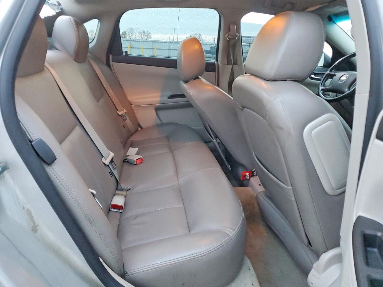 2013 Chevrolet Impala Ls - zdjęcie 10