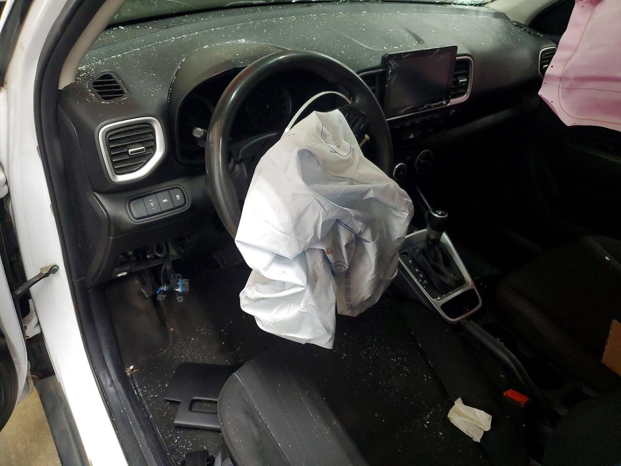 2021 Hyundai Venue Se - zdjęcie 8