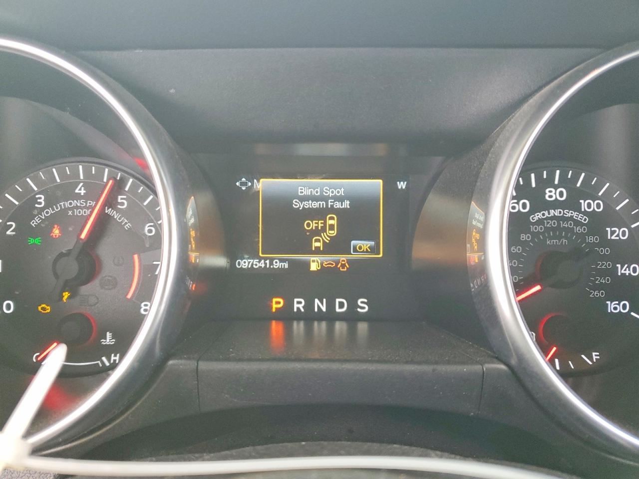 2021 Ford Mustang - zdjęcie 9