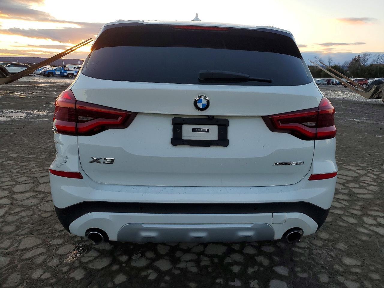 2021 BMW X3 xDrive30I - zdjęcie 6