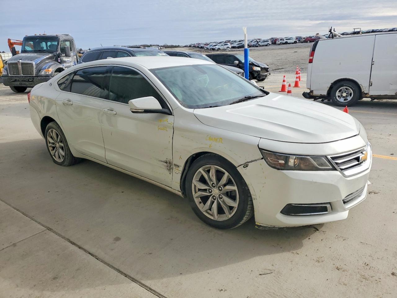 2016 Chevrolet Impala Lt - zdjęcie 4