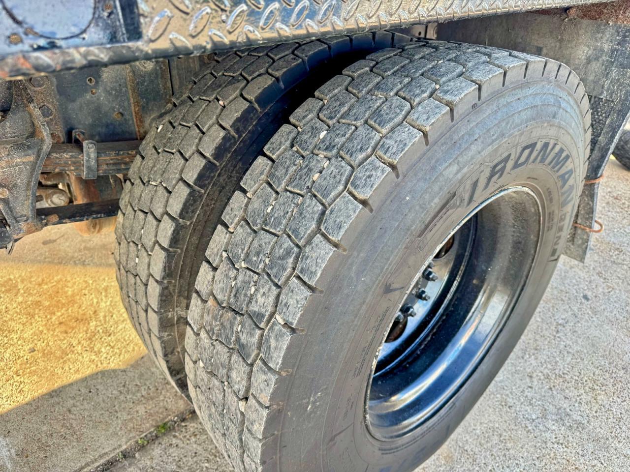 2013 Ford F650 Super Duty - zdjęcie 14