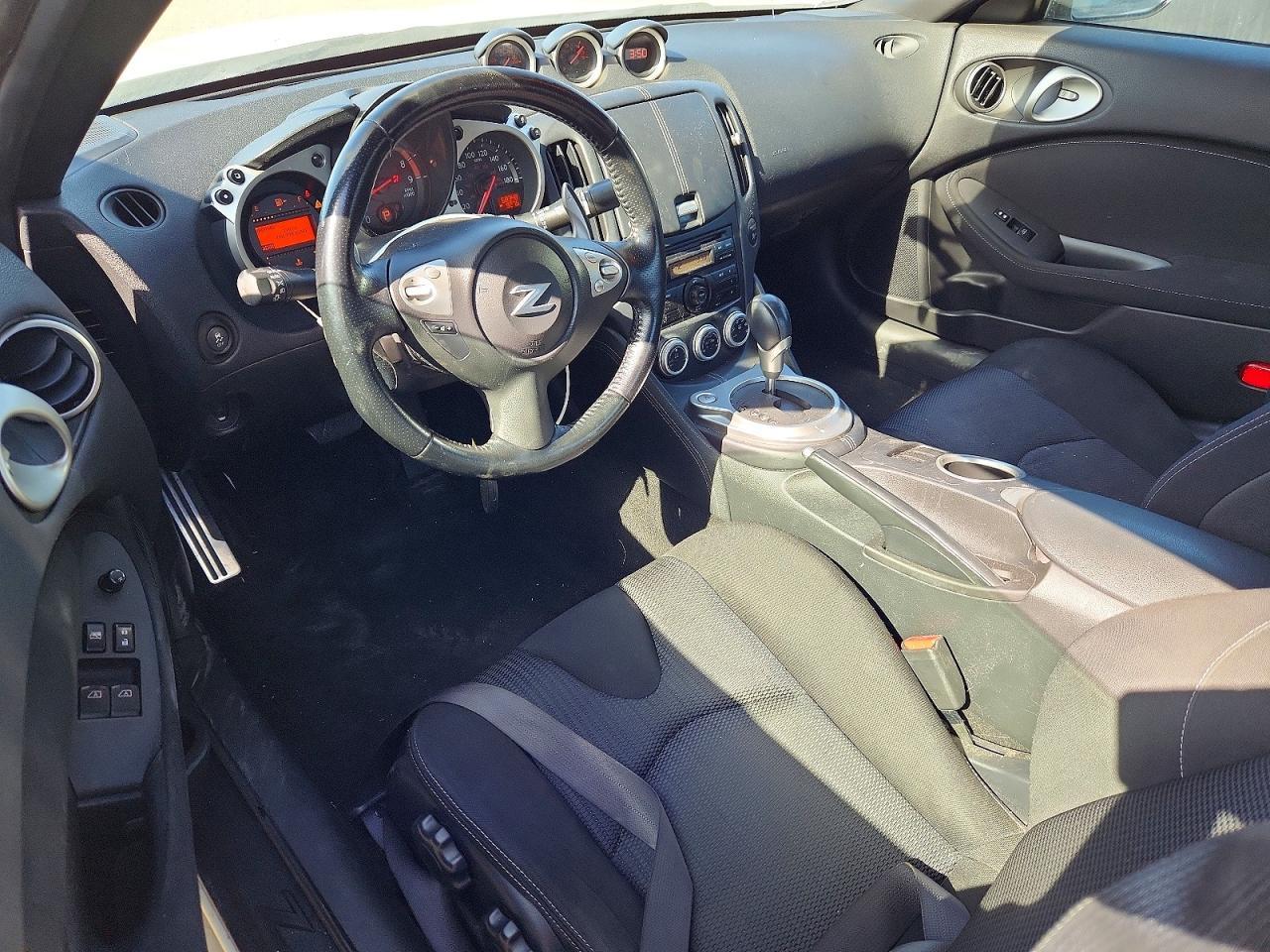 2014 Nissan 370Z Base - zdjęcie 8