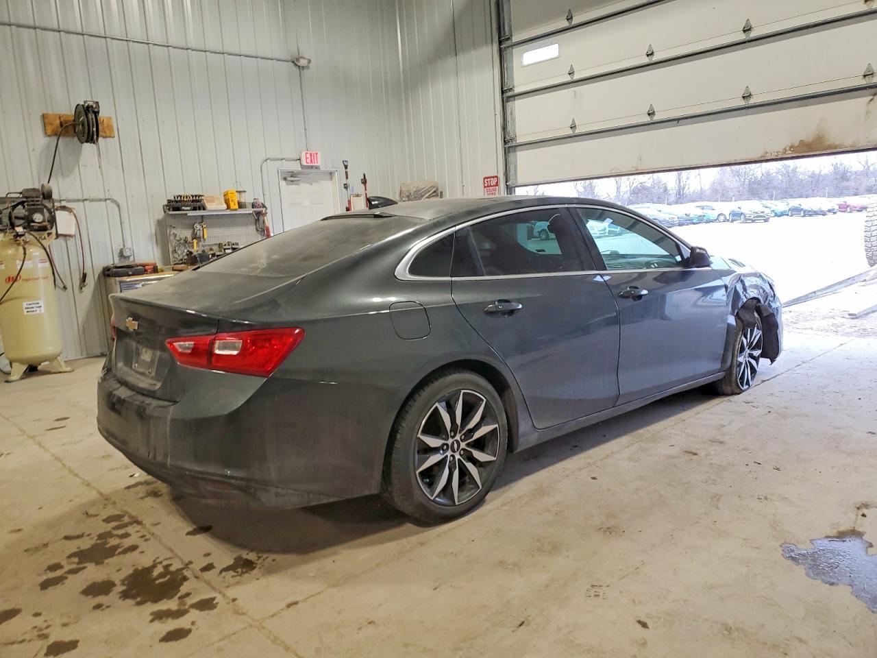 2018 Chevrolet Malibu Lt - zdjęcie 3