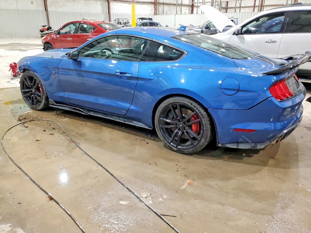 2021 Ford Mustang Shelby Gt500 - zdjęcie 2