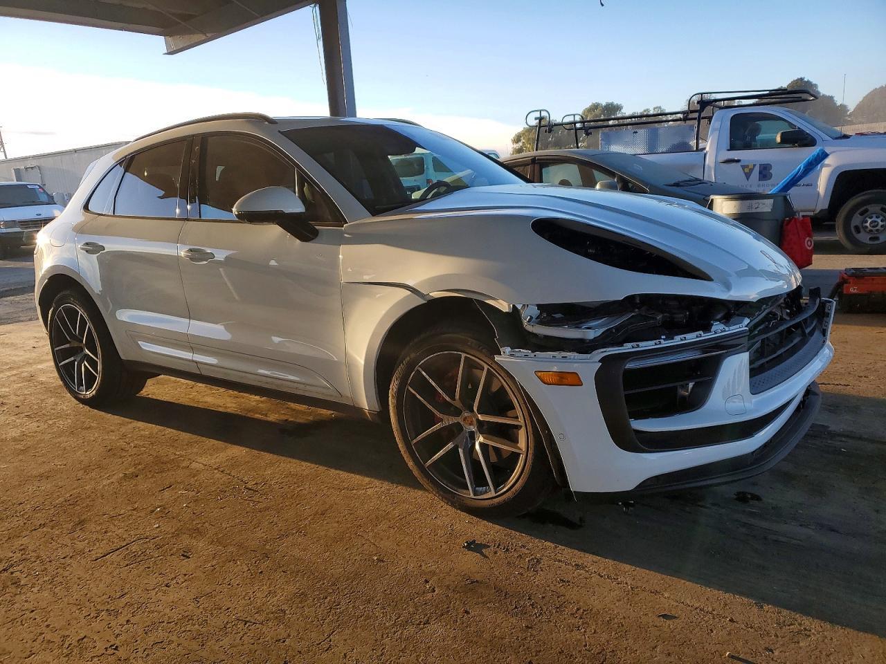 2022 Porsche Macan S - zdjęcie 4