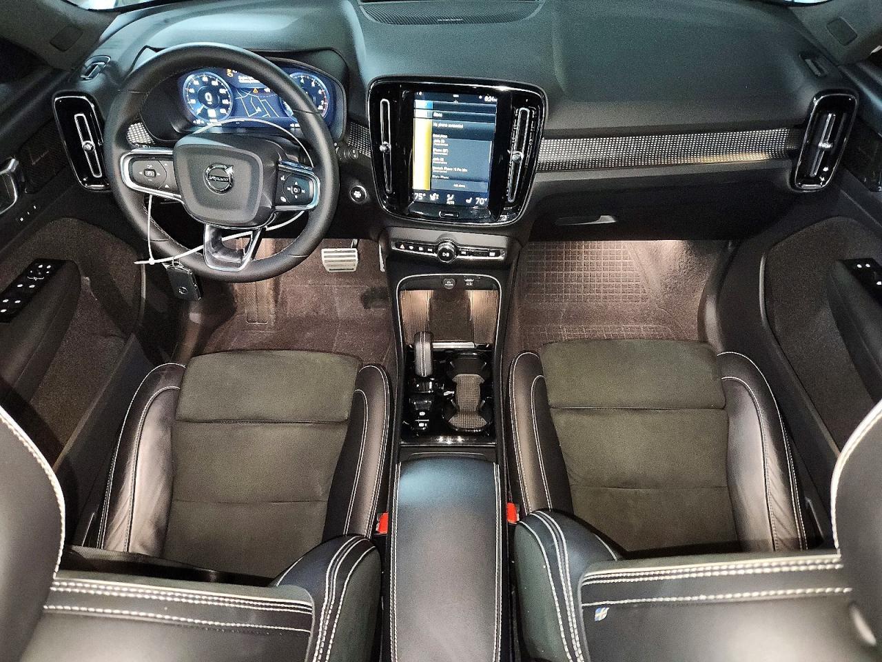 2022 Volvo Xc40 T5 R-Design - zdjęcie 8