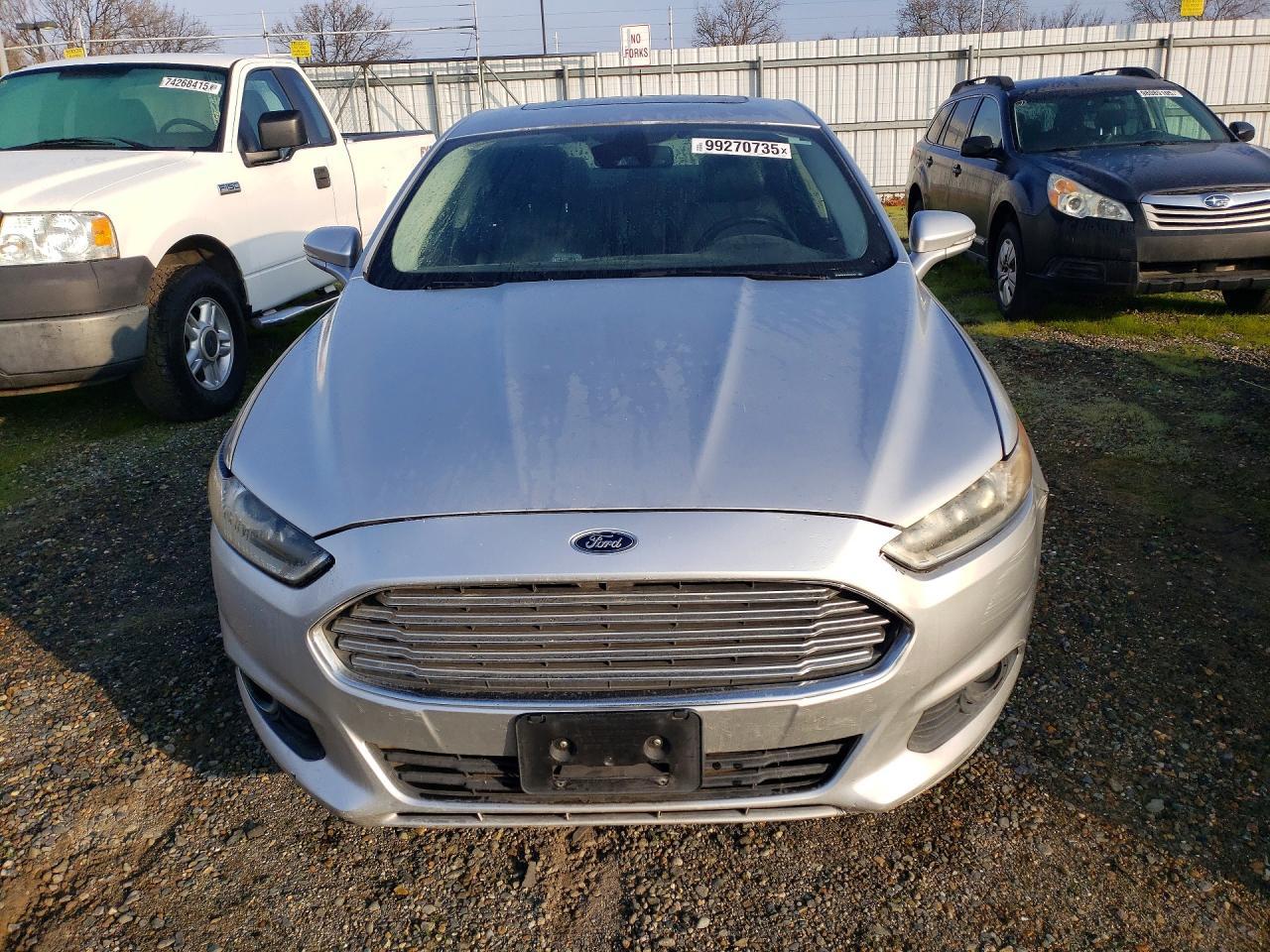 Ford Fusion - zdjęcie 5