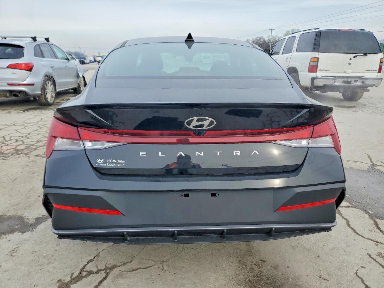 2025 Hyundai Elantra Sel Sport - zdjęcie 6