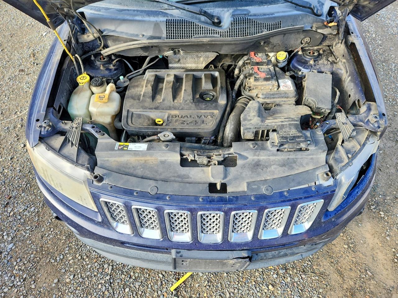 2014 Jeep Compass Latitude - zdjęcie 11