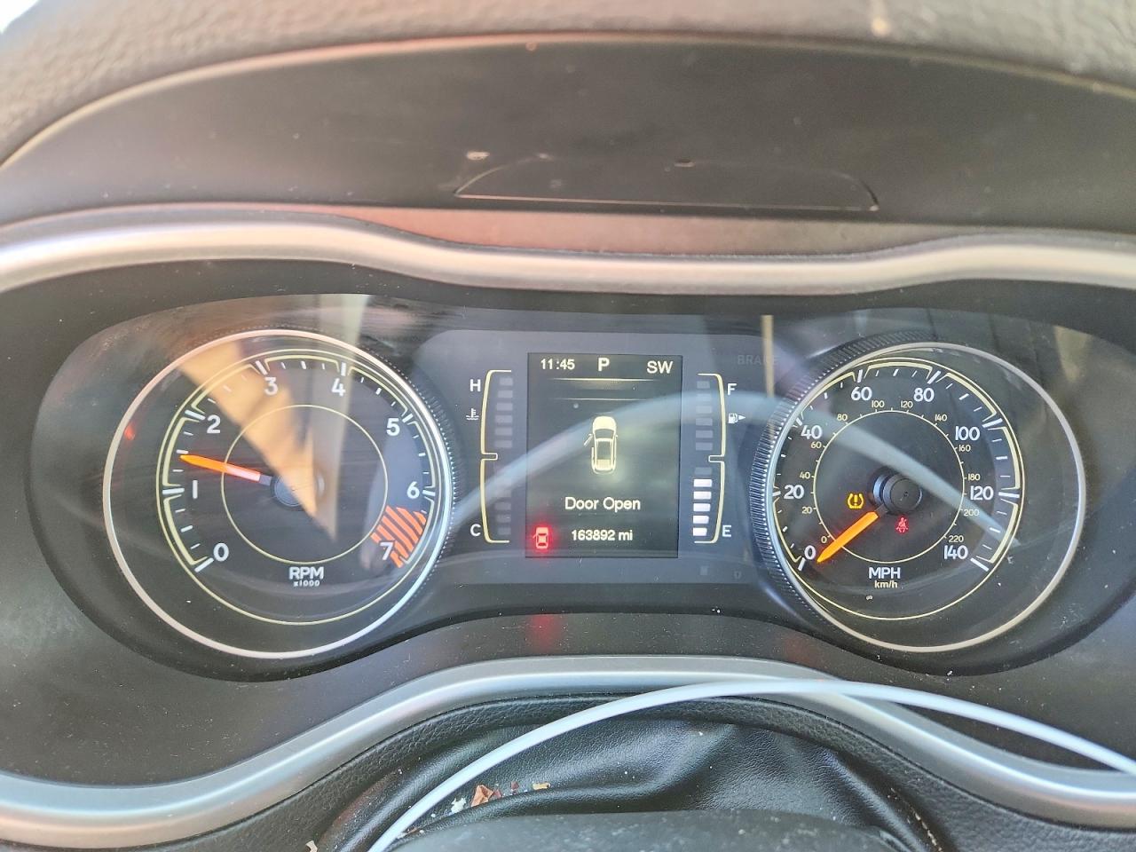 2015 Jeep Cherokee Sport - zdjęcie 9