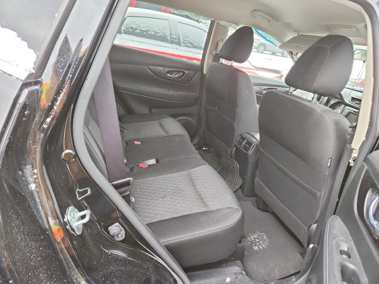 2019 Nissan Rogue S - zdjęcie 11