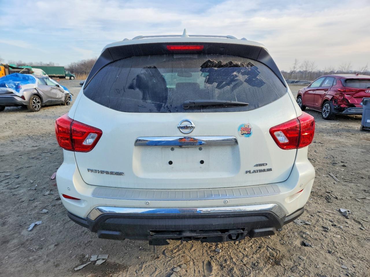 2020 Nissan Pathfinder Platinum - zdjęcie 6