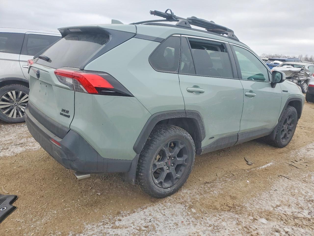 2020 Toyota Rav4 Xle - zdjęcie 3