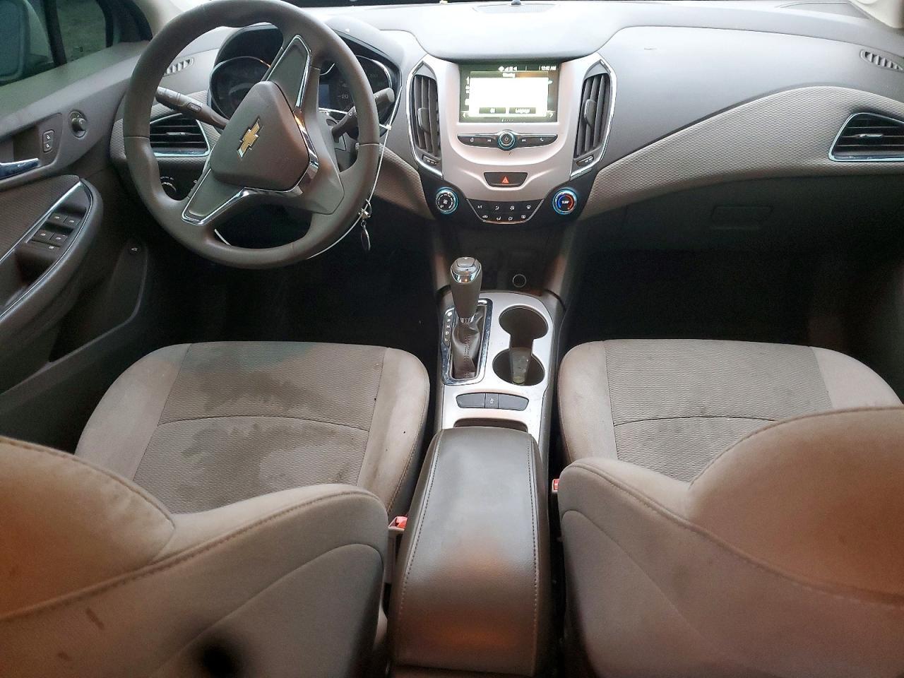 2017 Chevrolet Cruze Ls - zdjęcie 8