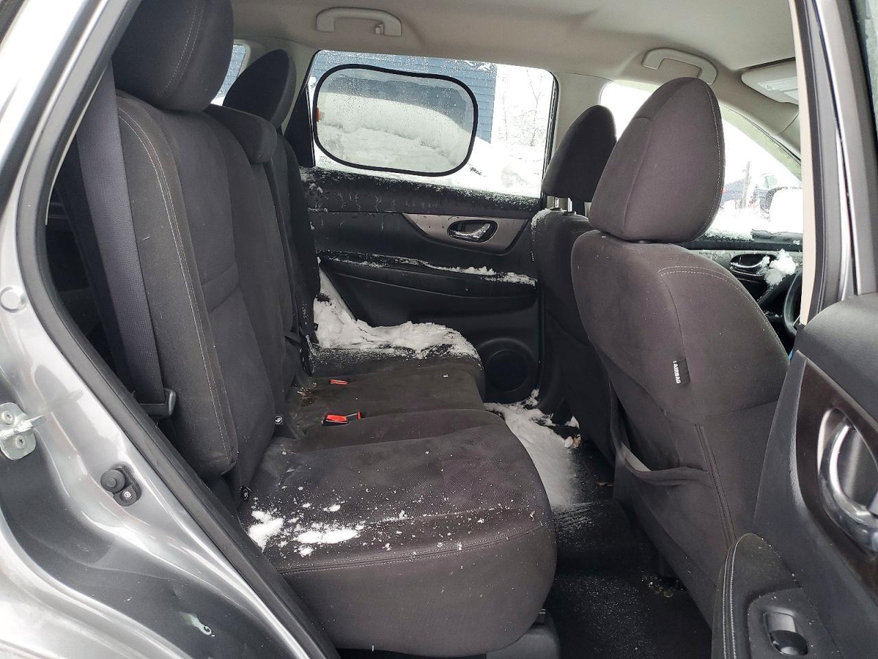 2015 Nissan Rogue S - zdjęcie 11