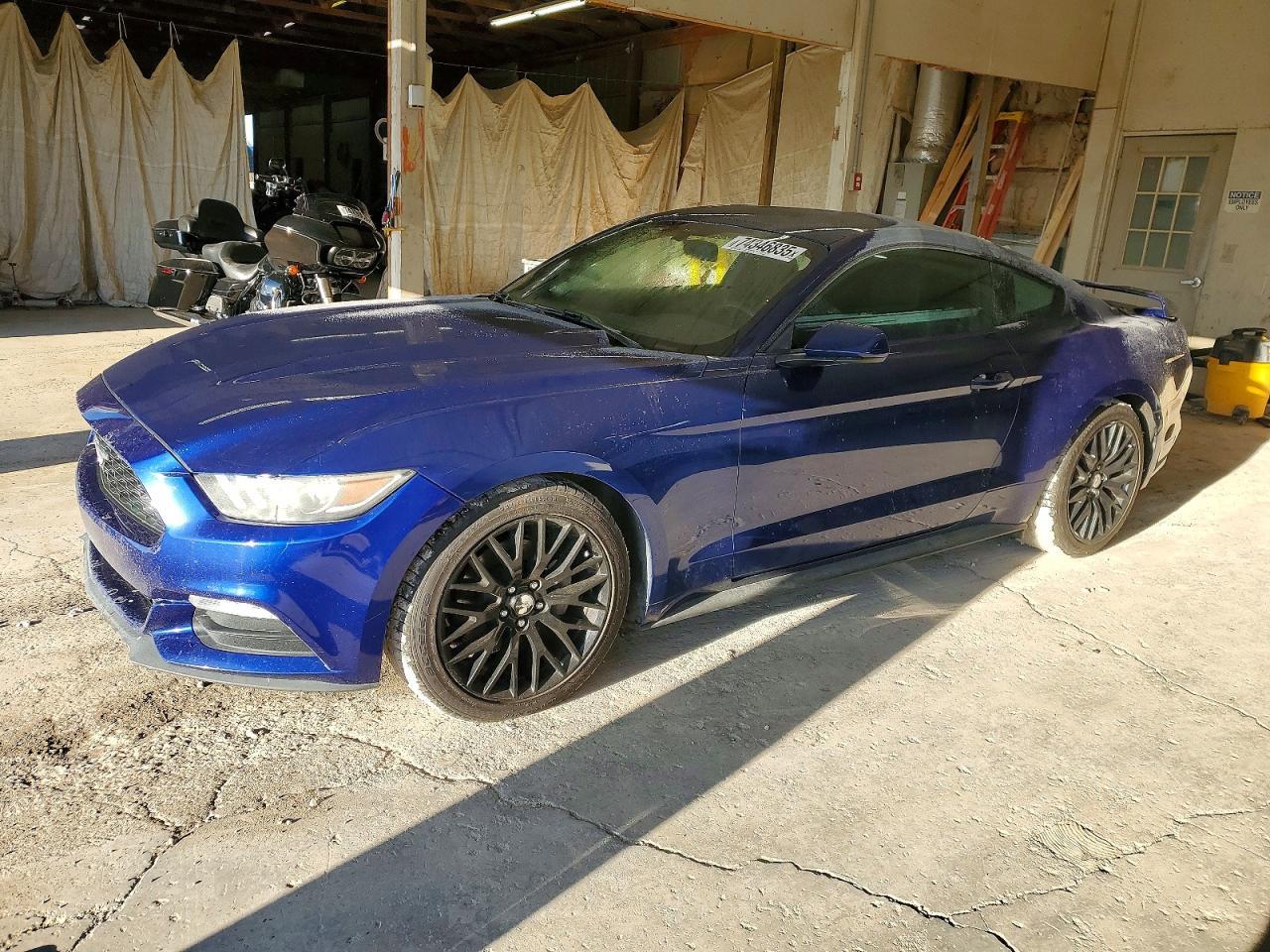 2016 Ford Mustang - zdjęcie główne