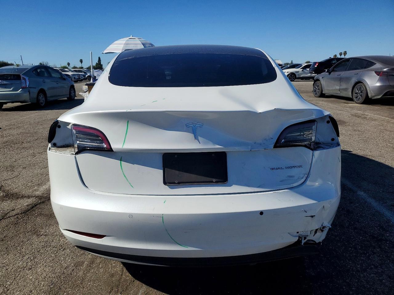 2021 Tesla Model 3 - zdjęcie 6