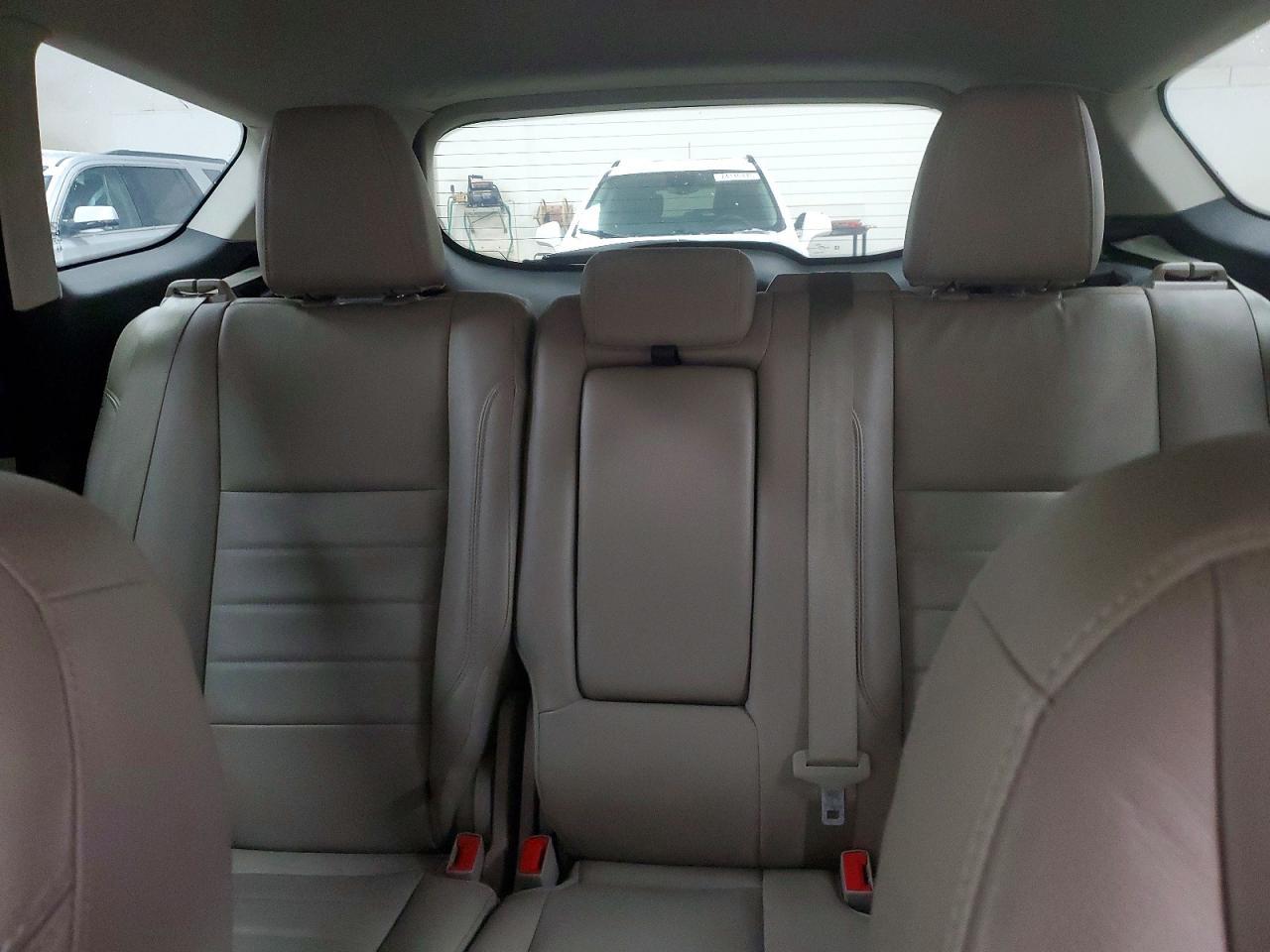 2015 Ford Escape Titanium - zdjęcie 10