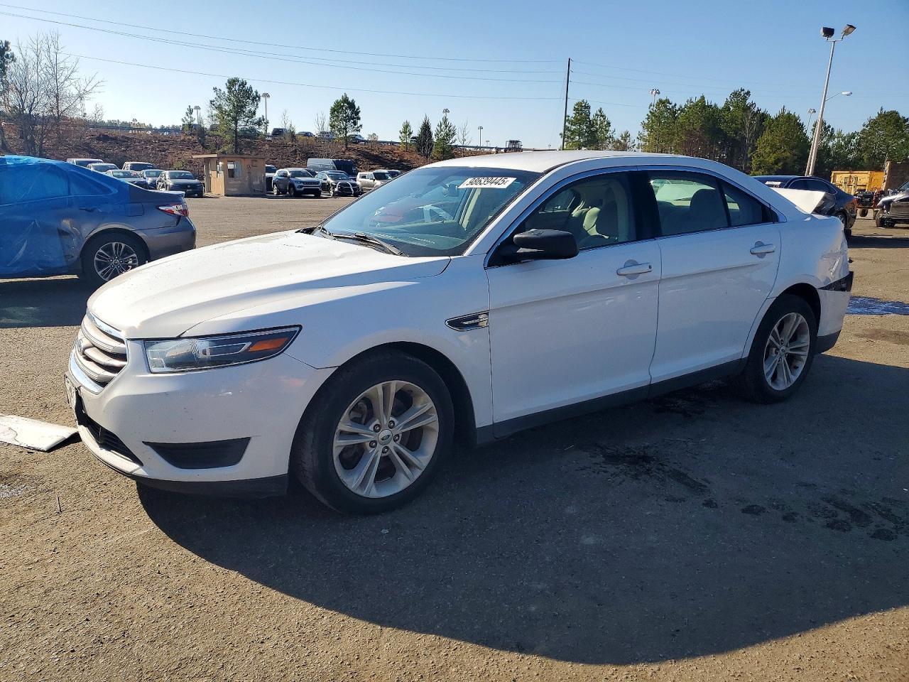 2017 Ford Taurus Se - zdjęcie główne
