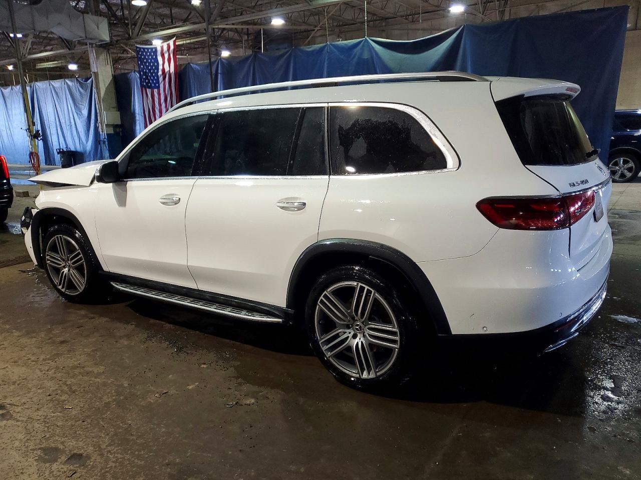 2026 Mercedes-Benz Gls 450 4Matic - zdjęcie 2