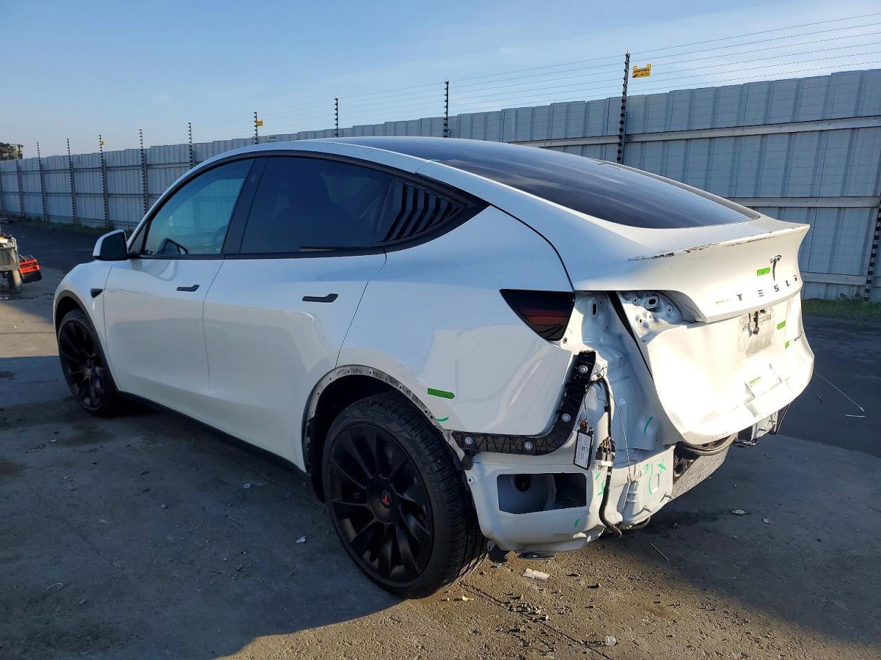 2022 Tesla Model Y - zdjęcie 2