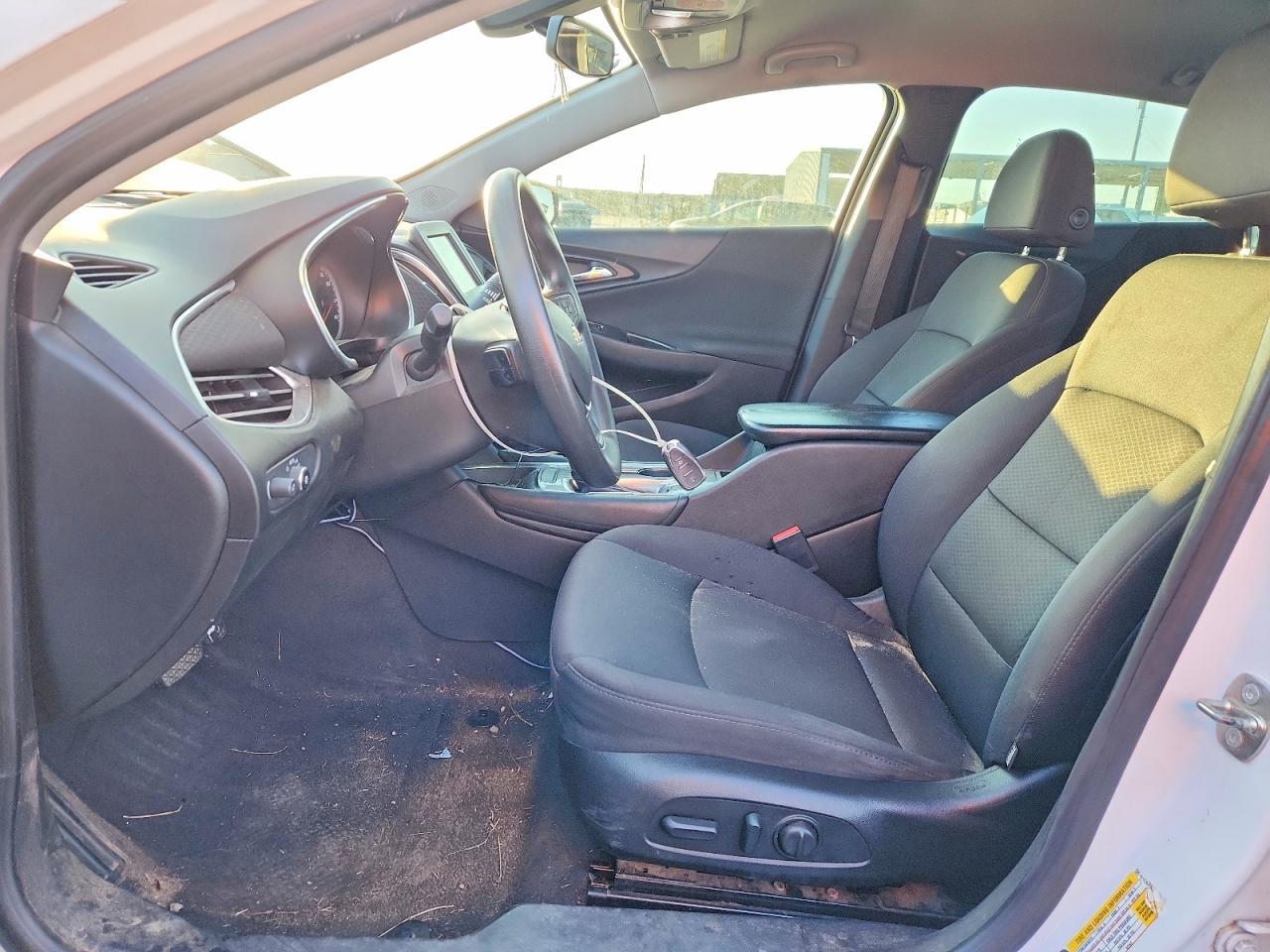 2016 Chevrolet Malibu Hybrid - zdjęcie 7