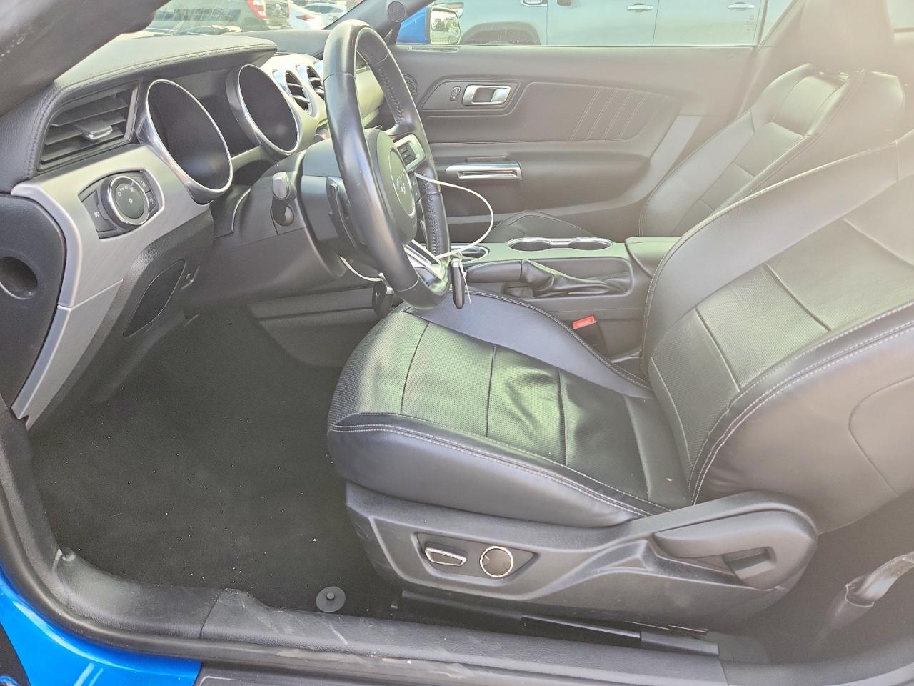 2019 Ford Mustang - zdjęcie 7