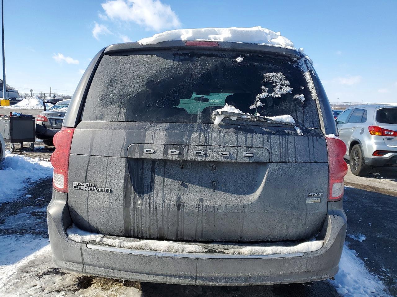 2016 Dodge Grand Caravan Sxt - zdjęcie 6