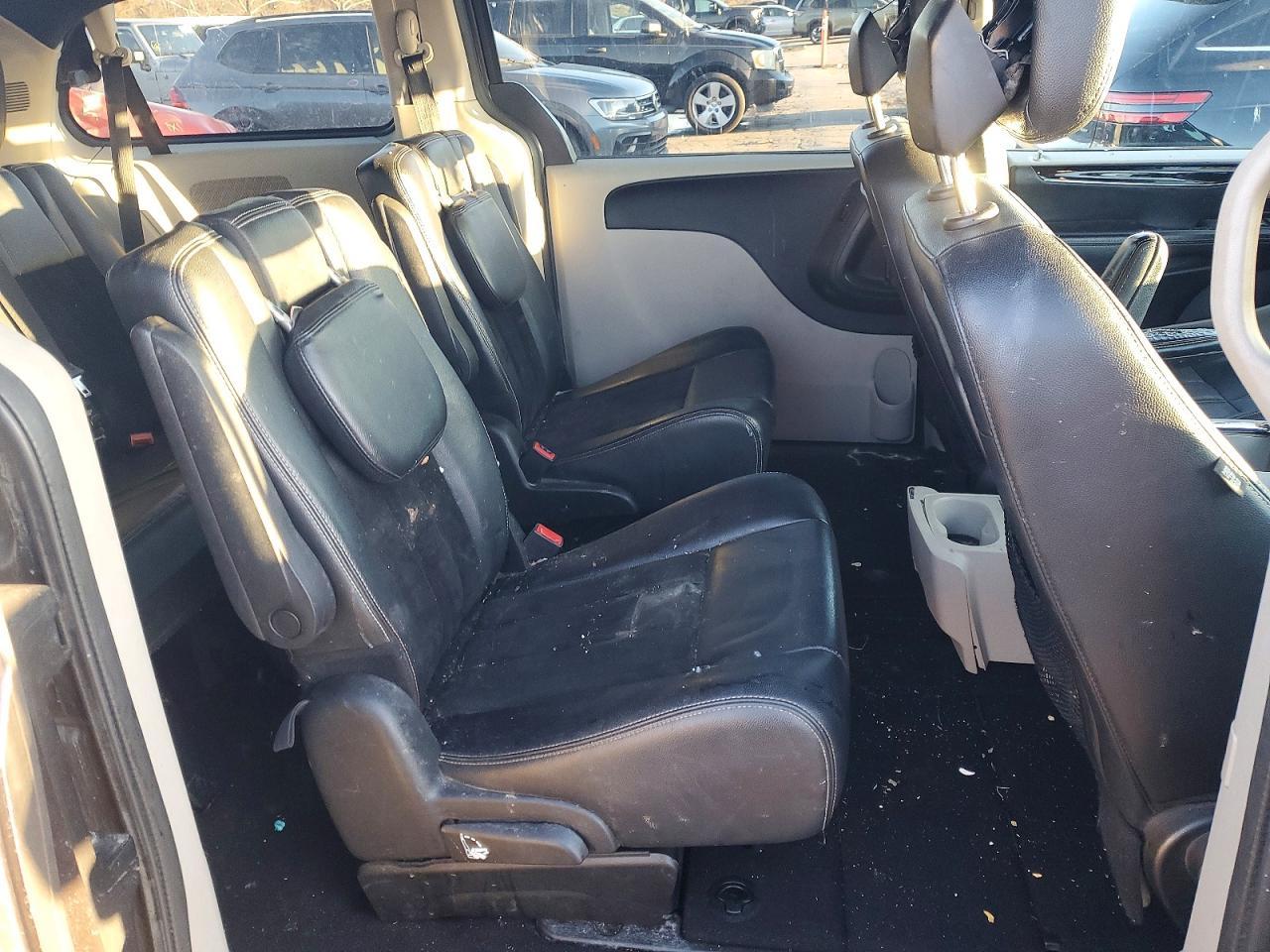 2014 Dodge Grand Caravan Sxt - zdjęcie 11