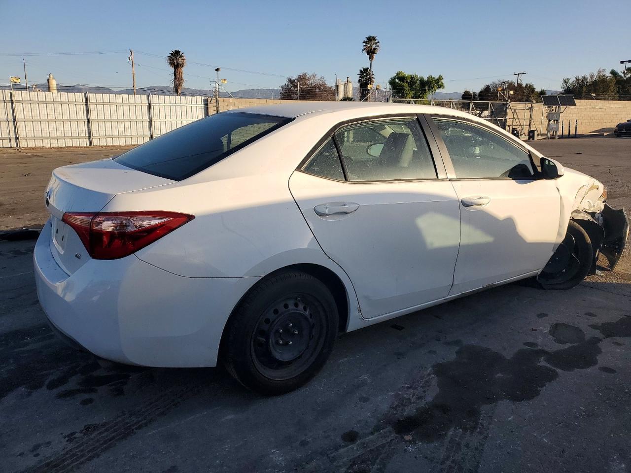 2018 Toyota Corolla L - zdjęcie 3