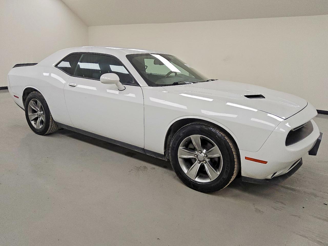 2019 Dodge Challenger Sxt - zdjęcie 4