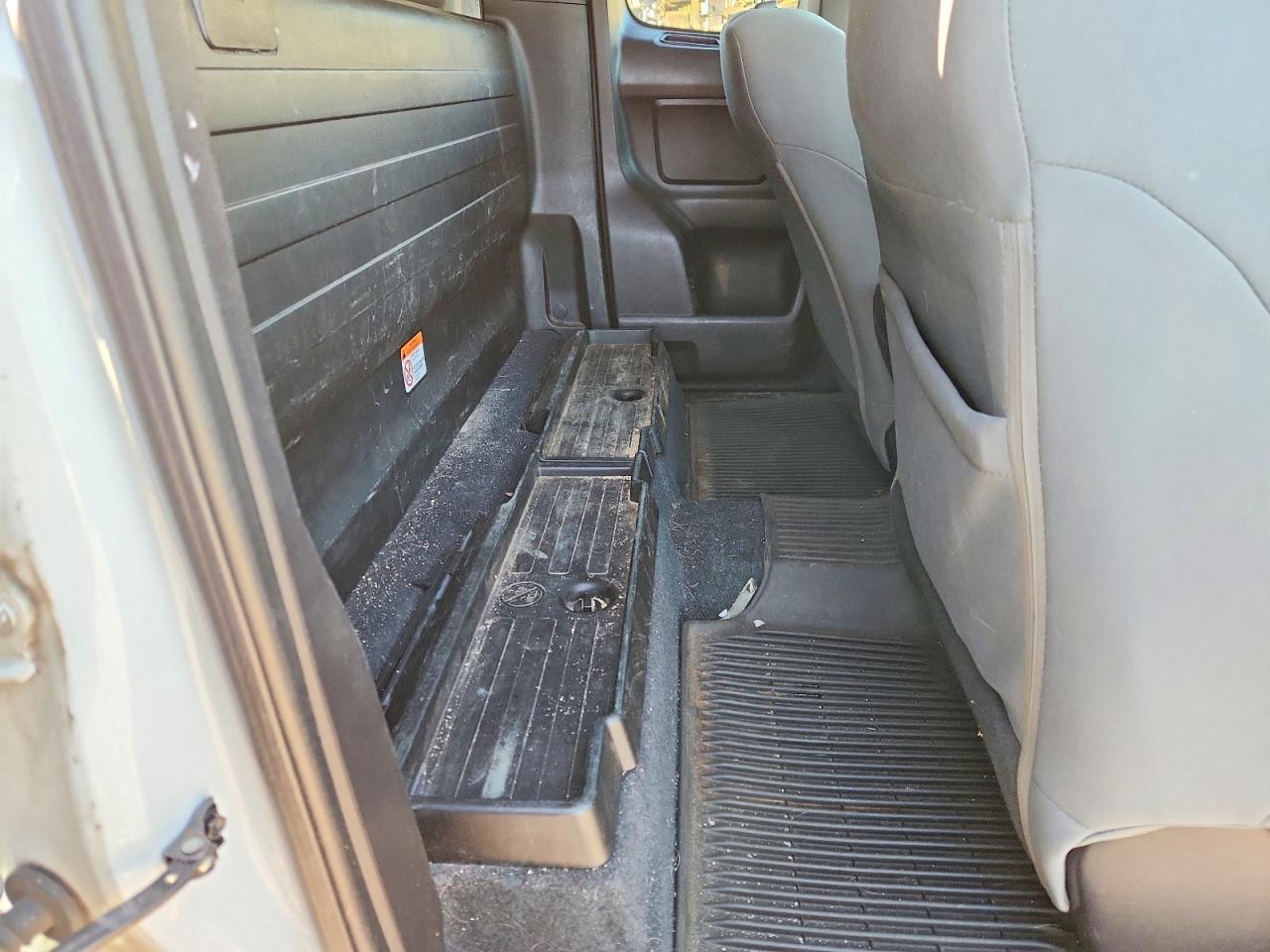 2020 Toyota Tacoma Access Cab - zdjęcie 10