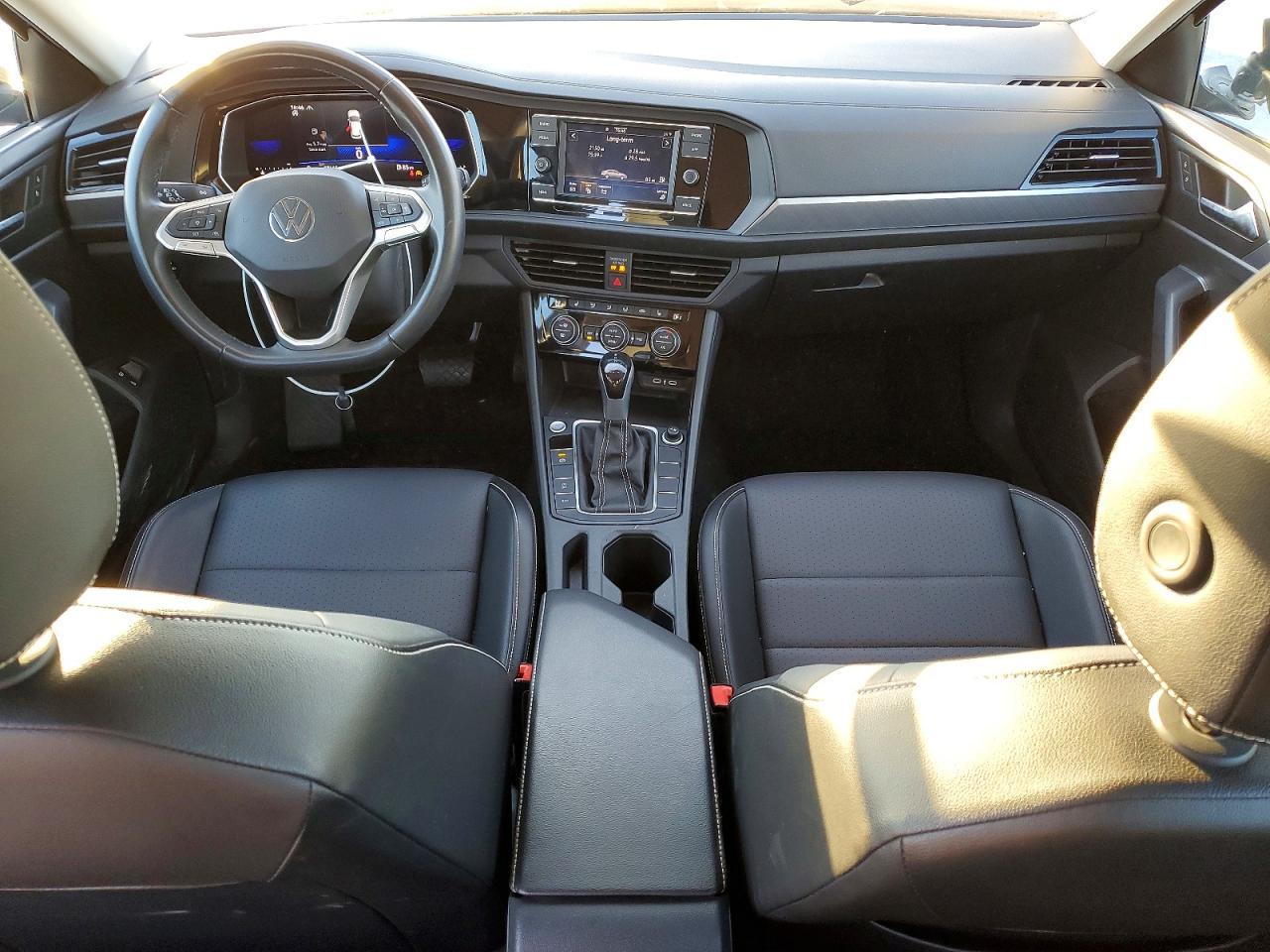 2024 Volkswagen Jetta Se - zdjęcie 8