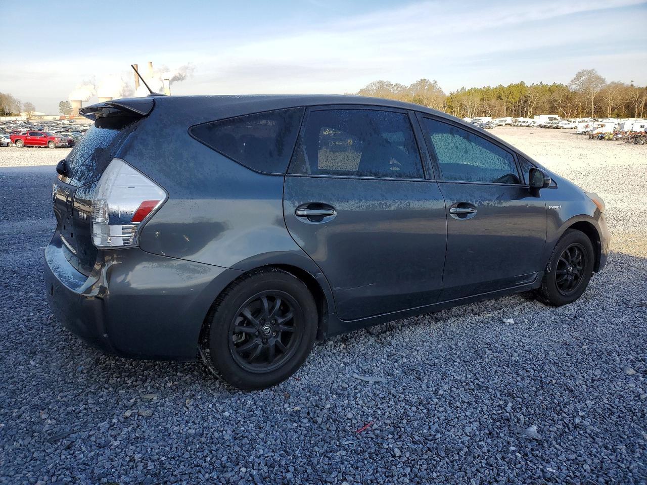 2013 Toyota Prius V - zdjęcie 3