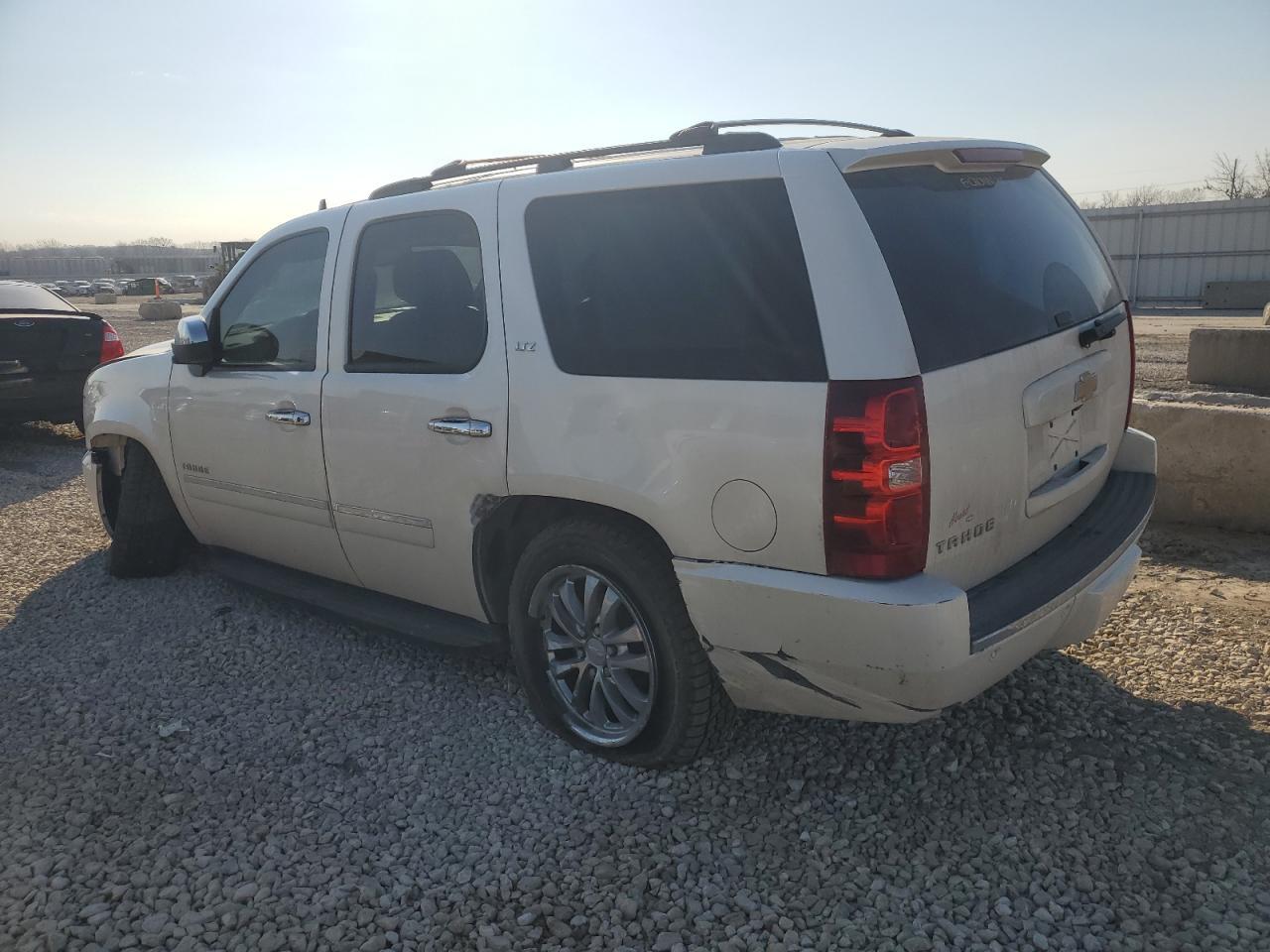2013 Chevrolet Tahoe K1500 Ltz - zdjęcie 2