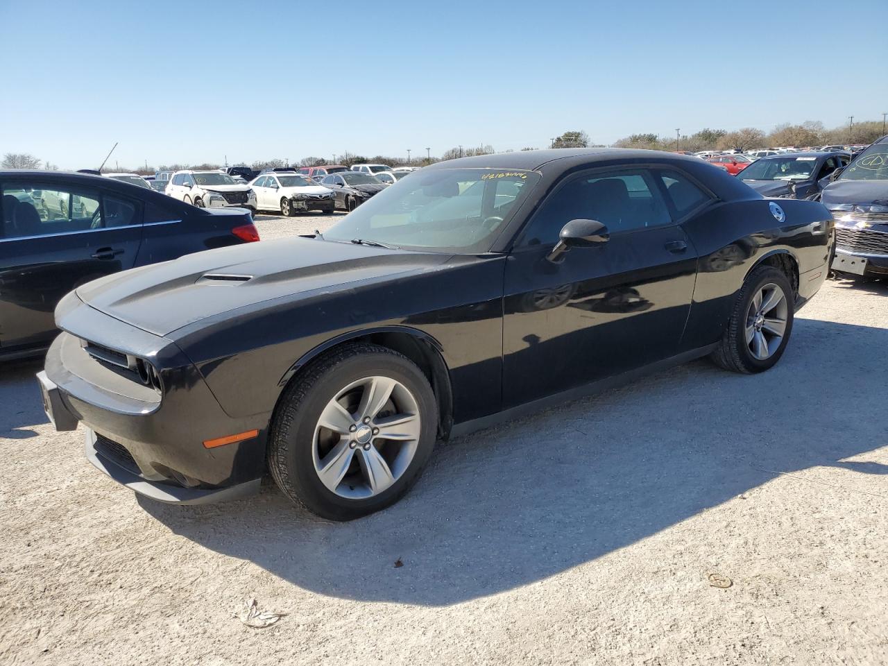 2015 Dodge Challenger Sxt - zdjęcie główne