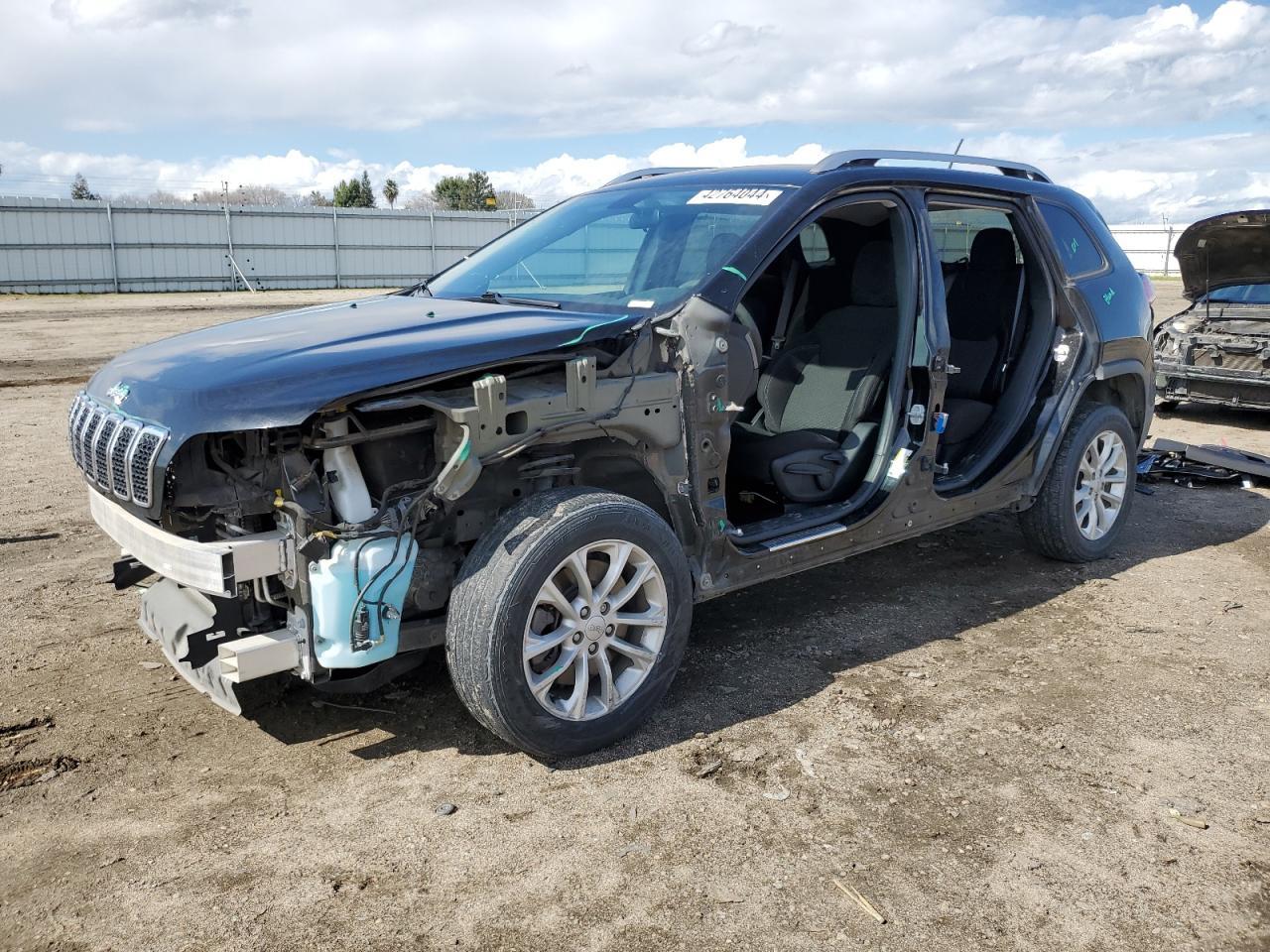 2020 Jeep Cherokee Latitude - zdjęcie główne