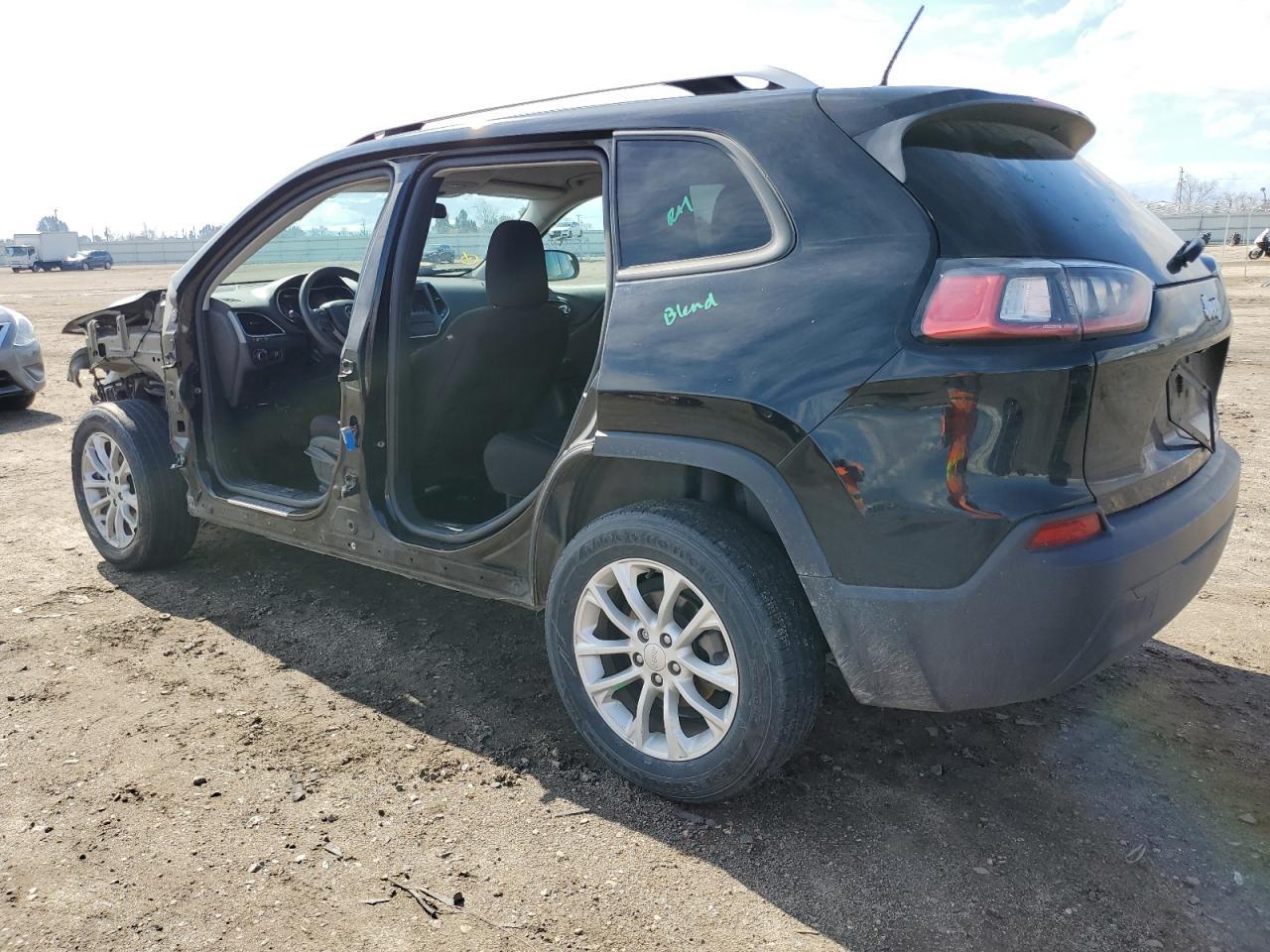 2020 Jeep Cherokee Latitude - zdjęcie 2