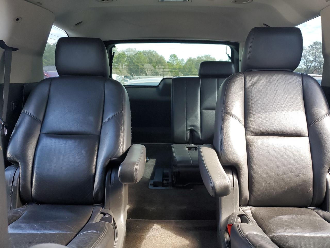 2013 Cadillac Escalade Luxury - zdjęcie 10